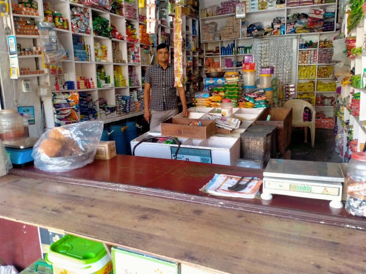 Tale of Retail Stores: The Generational Success of "Dukan"